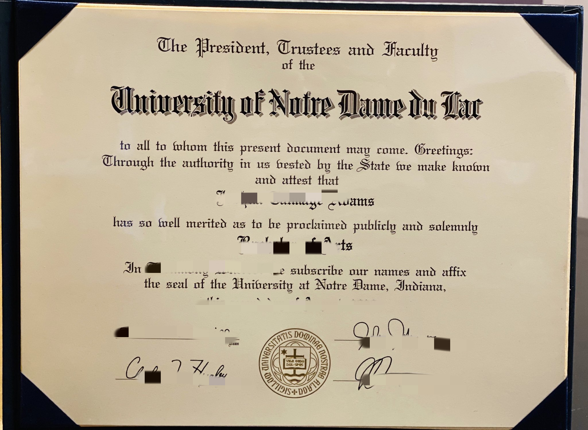 购买湖畔圣母大学毕业证书专业服务，美国Notre Dame成绩单